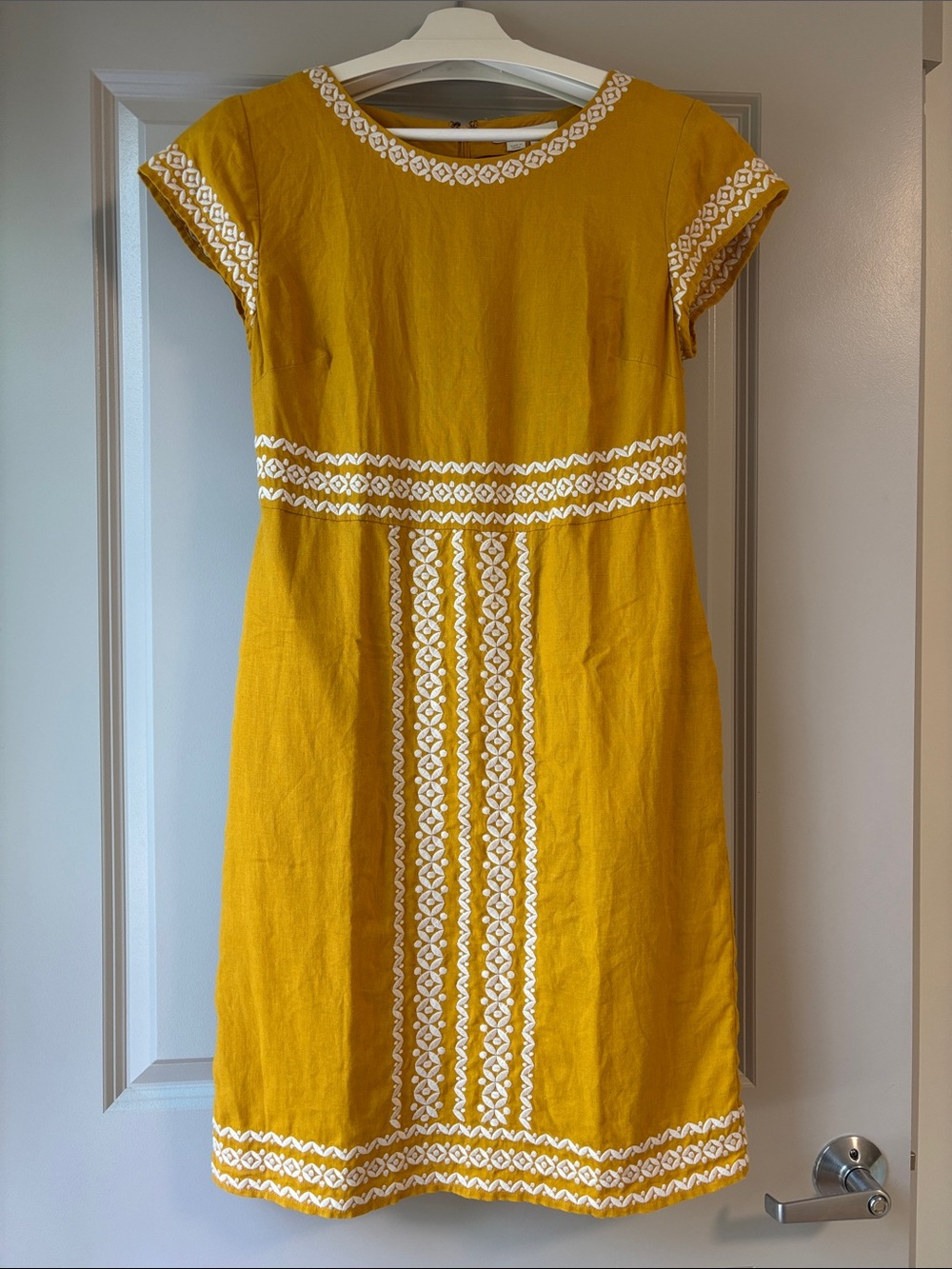 BODEN Laura linen embroidered dress 6L